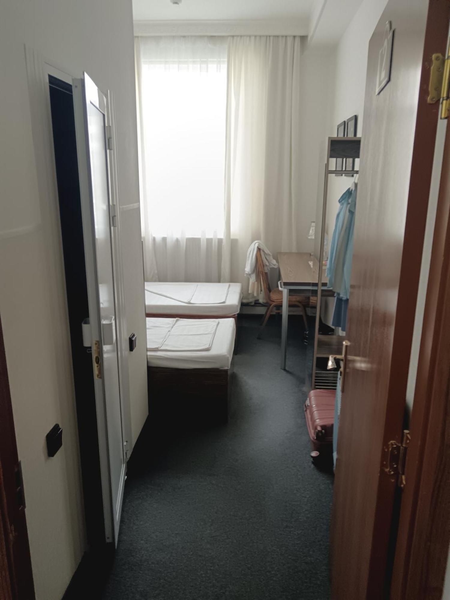 Sakura Inn 费尔干纳 外观 照片